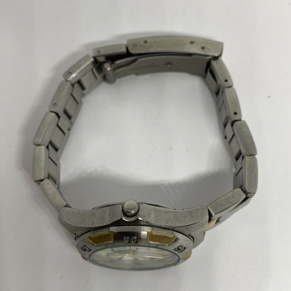 Logoart Women's Silver/Gold Stainless Steel Analog Dial Quartz Wrist Watch XR930 - Picture 8 of 12